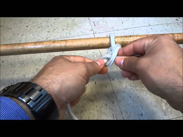 Tying Two Half Hitches With Rope