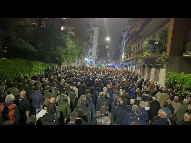 Milano, l'insofferenza del quartiere dove si commemora Ramelli: "Basta saluti romani"
