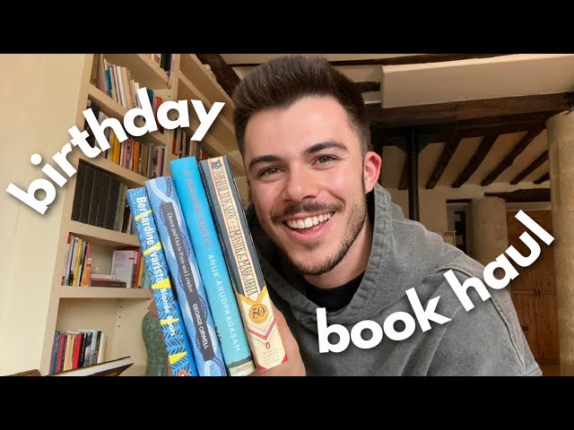 a birthday book haul 📚