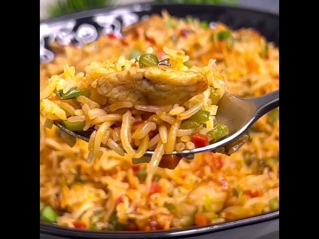 Chicken Schezwan Fried Rice Recipe | Schezwan Fried Rice | Quick Schezwan Fried Rice | #shorts
