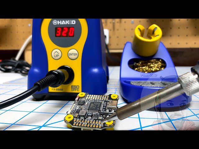 Farewell 14 YEAR OLD Soldering Station! 🤩 | Hakko FX-888D Unboxing & Review
