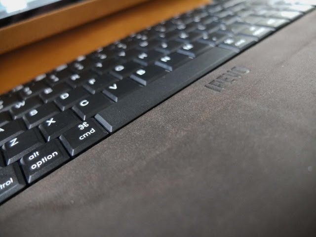 IPEVO Typi Keyboard Folio Leather Case for iPad