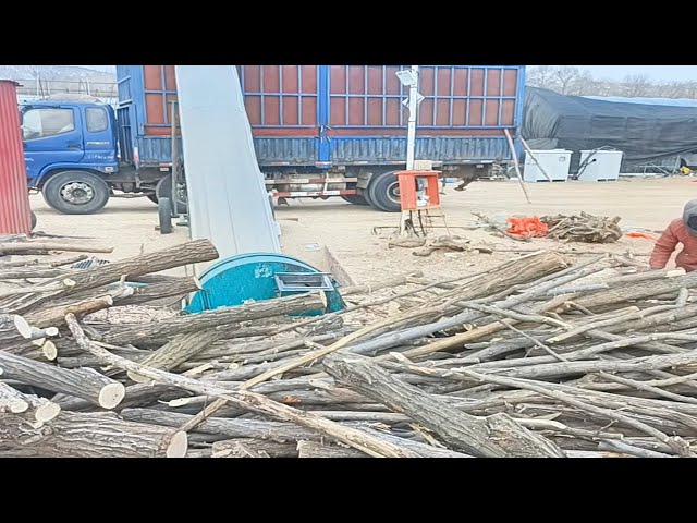 Amazing Firewood Processing Machine Working, Fastest Wood Chipper Machine In Action
