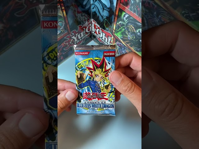 The BEST Legend of Blue Eyes Opening! Classic EN Ultra Pulled!?!?
