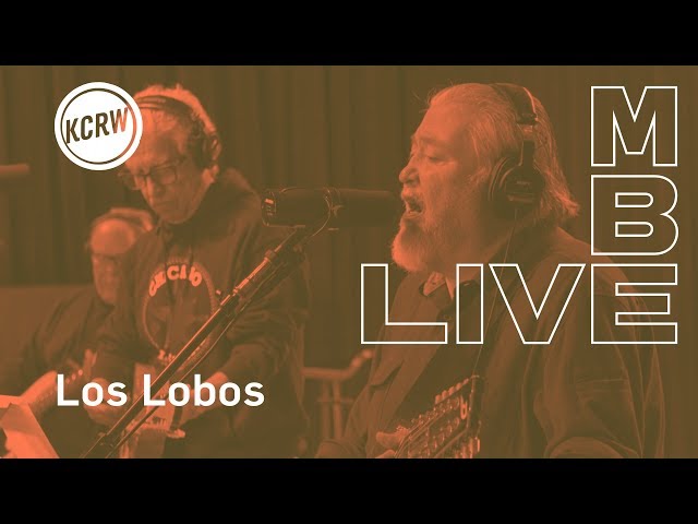 Los Lobos performing "¿Dónde Está Santa Claus?" live on KCRW