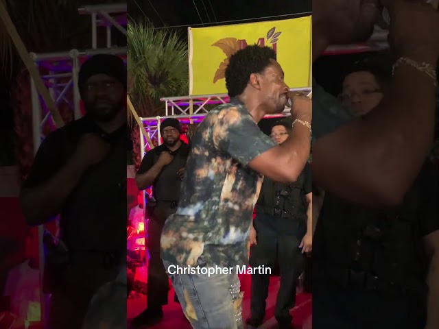 Christopher Martin performing Mama❤️ if you love your mother comment her name👇 #Shorts #Reggae #Love