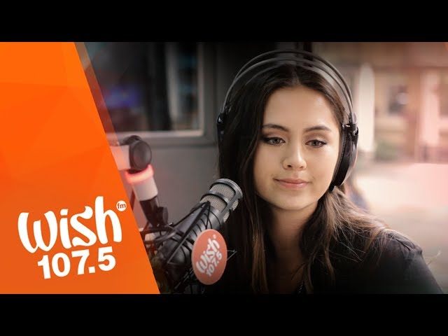 Jasmine Thompson performs "Old Friends" LIVE on Wish 107.5 Bus