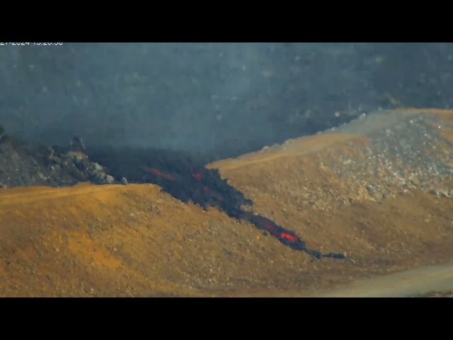 Apr 27, 2024: Grindavik Berm is Breached by Lava