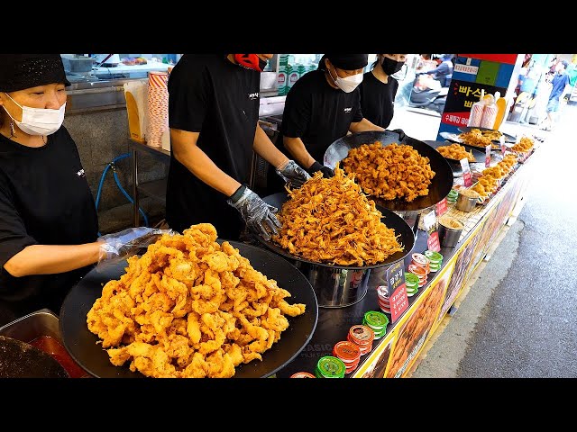 Chicken Gangjeong (spicy, chicken leg skin) popular in Korean traditional markets