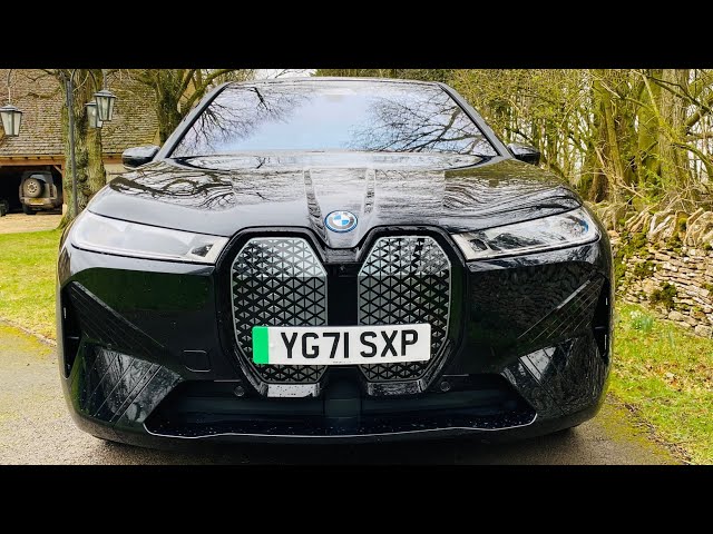 Scary looking BMW iX xD50M real world review. BMW say it has a 300+ mile range but does it really?