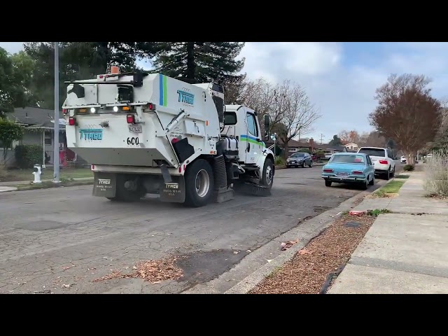 18 min of street sweepers