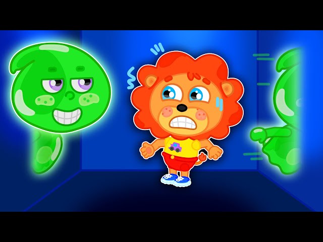 Lion Family | Pretend Play Ghost Busters | Cartoon for Kids