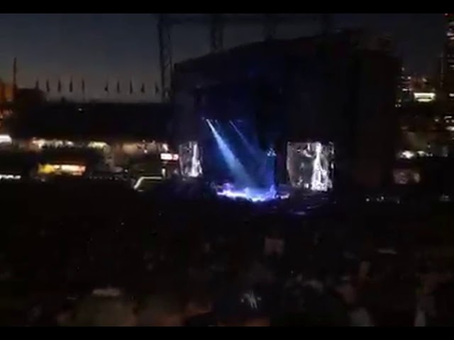 Pearl Jam - Missing (Chris Cornell) Seattle Aug 10 2018 The Home Shows