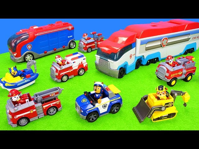 Paw Patrol Spielzeug Unboxing für Kinder: Feuerwehrautos, Polizeiautos, Einsatzfahrzeuge und Boote