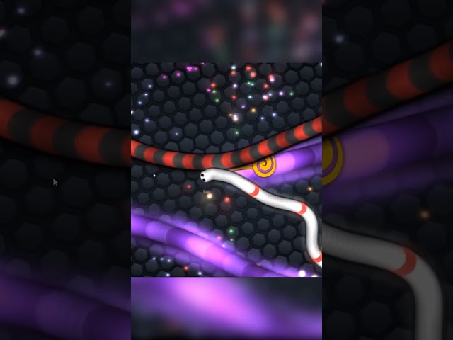 Slither.io Hack! How did that happen?! #slitherio #slither.io #bestmoment #hacker