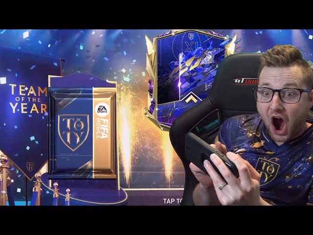TOTY Packsanity! Our First TOTY Starter in FIFA Mobile 22! Opening Every Attacker Icon Offer Pack!