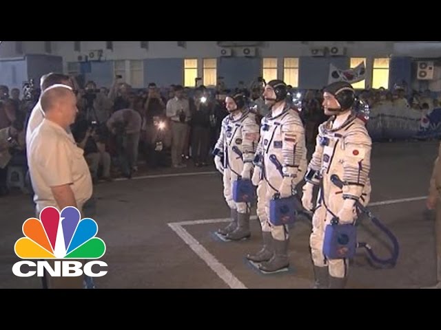 Soyuz Spacecraft Launches Successfully | CNBC