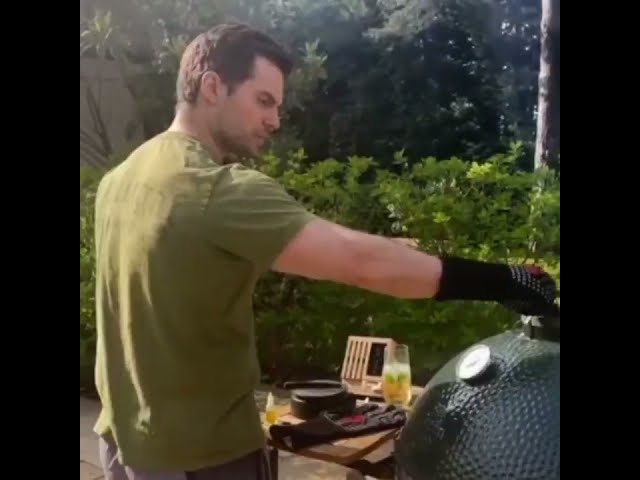 Henry Cavill's Cooking After The Witcher