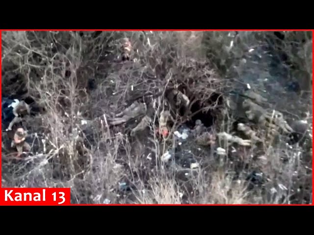 Footage of Russian soldiers shooting 9 Ukrainian hostages