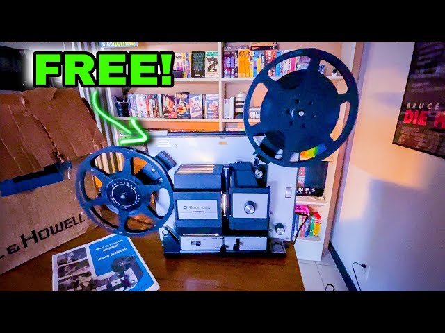 BRAND SPANKING NEW PROJECTOR IN BOX! **FREE!!
