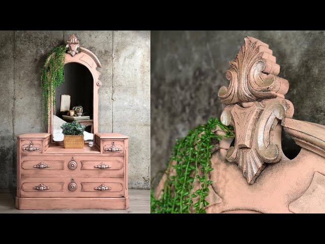 How to Chalk Paint the Antique Glam Look