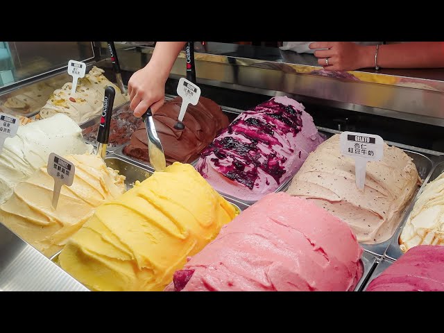 Homemade Italian gelato ice cream, Gelato bubble waffle making / 手工義式冰淇淋, 冰淇淋雞蛋仔 -Taiwan street food