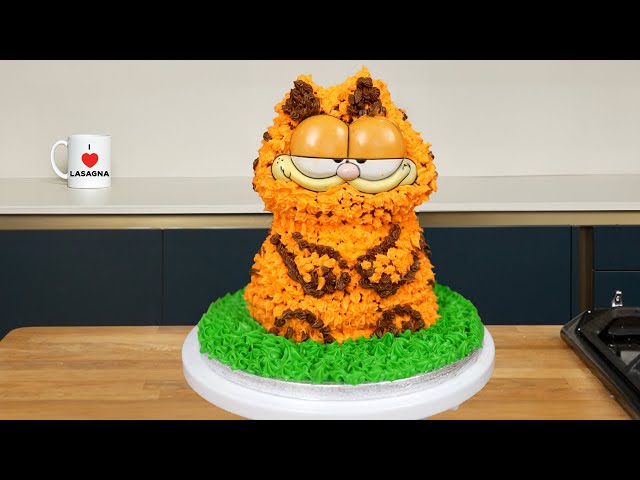 @ashens Send me a 1980's Garfield Cake Tin!