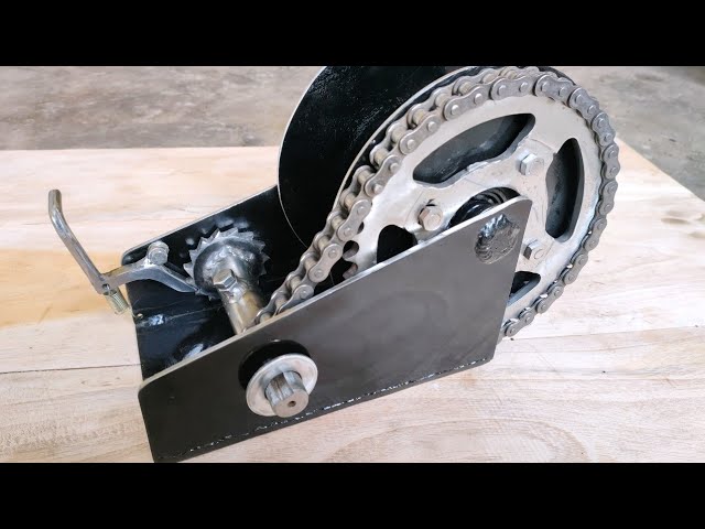 crazy diy !! A MANUAL PULLEY made from used motorbike gears and a must try!!