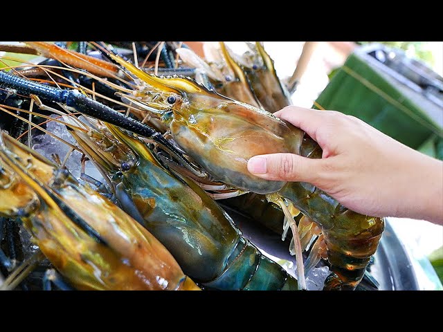 Thai Food - GIANT CHILI PRAWNS Aoywaan Bangkok Seafood Thailand