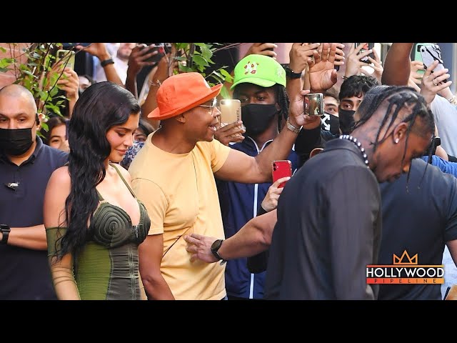 Kylie Jenner, Travis Scott, and Stormi Mobbed by Fans in New York City
