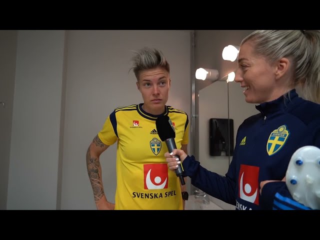 SWEWNT, Behind the scenes at the team photo shoot!
