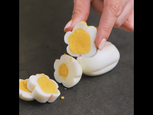 Easy Egg Puff Pastry And Flower Eggs 🍳