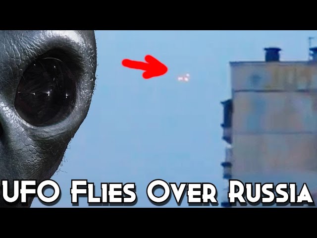 Russia Scrambles Fighter Jets as UFO flies over St Petersburg.
