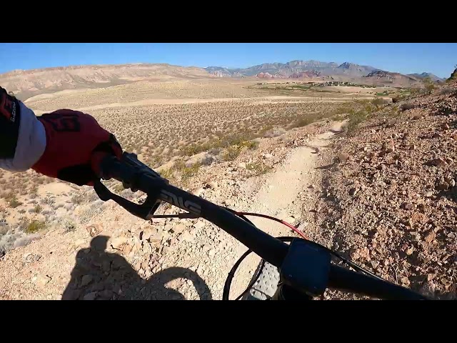 Perma Grin Trail in Summerlin Las Vegas -  Best Roller Coaster Trail in Vegas - Trek Fuel Ex Gen 5