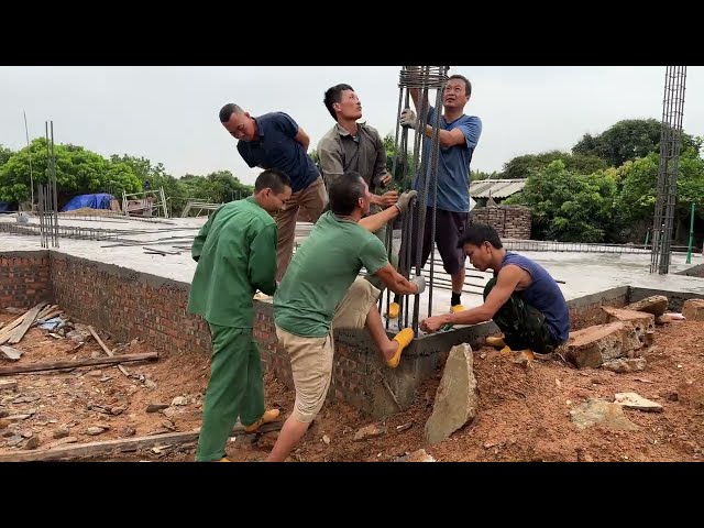 How did skilled Vietnamese workers construct concrete and reinforced columns for my house.