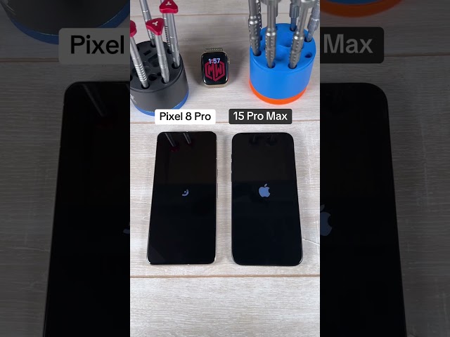 Which phone turned ON first? Pixel 8 Pro vs 15 Pro Max          #pixel8pro  #15promax #poweron #test