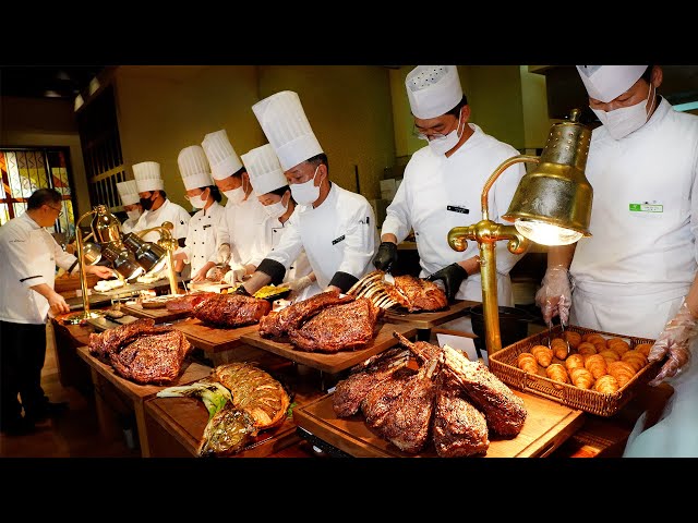 Amazing! Buffet at a 5-star hotel in Korea. Beer and wine are also free!  / Korean street food