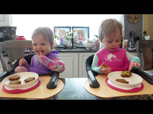 Twins try zucchini latkes