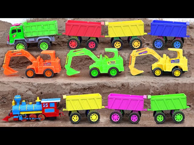 Cargo trucks, trains, containers go to get food for cows and elephants - BHDV Toys