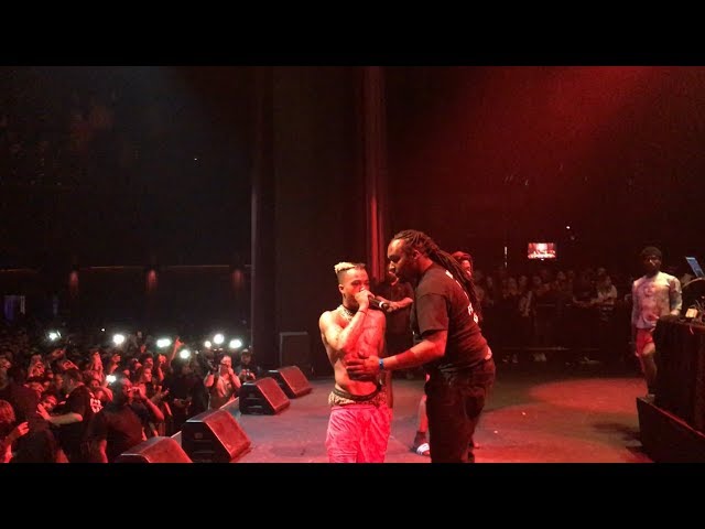 XXXTENTACION stops LA show & Makes security kick a girl out for starting fights.