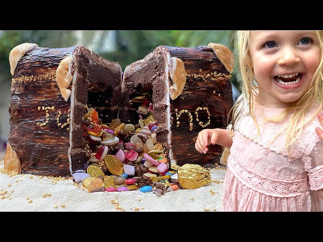 We Surprise 3 year old with a CANDY FILLED Birthday Cake!!!🎂🎂