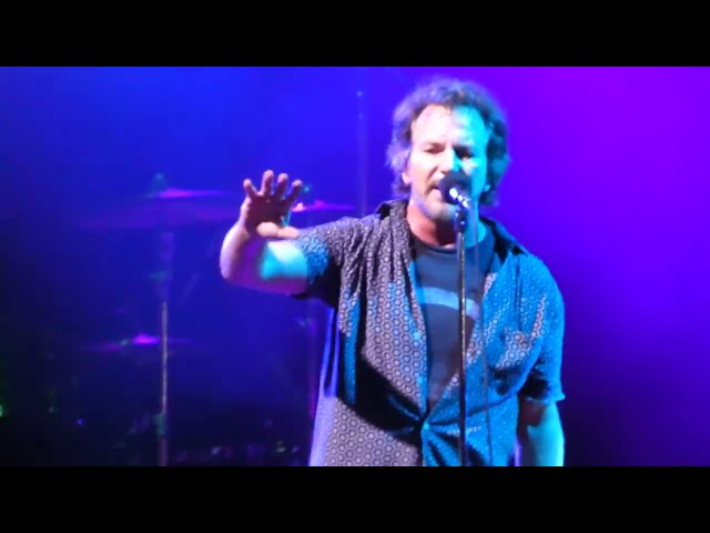 Pearl Jam - Dance of the Clairvoyants Live 2021 (Enhanced Audio)