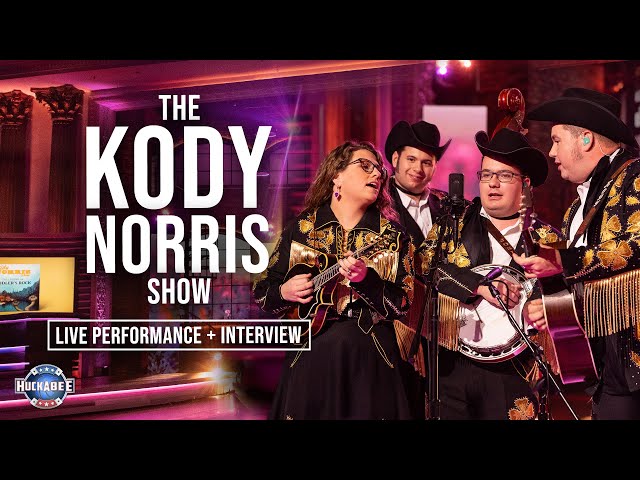 The Kody Norris Show Performs The LIVELY "Bluegrass Auctioneer" | Jukebox | Huckabee