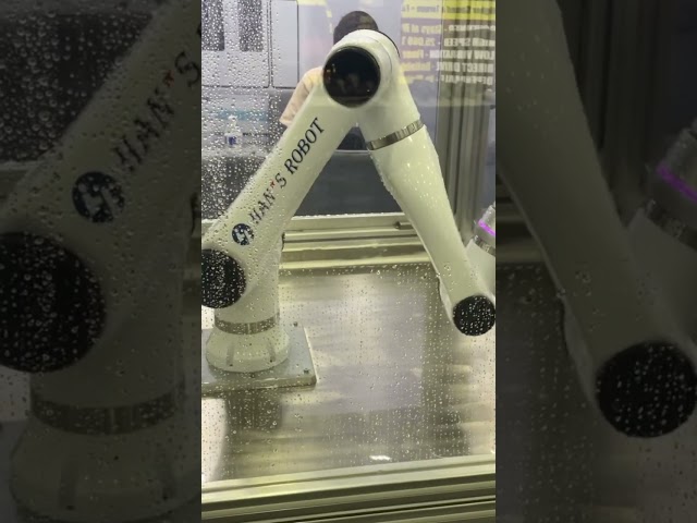 Robot washing the windows! ( Automate 2023 )