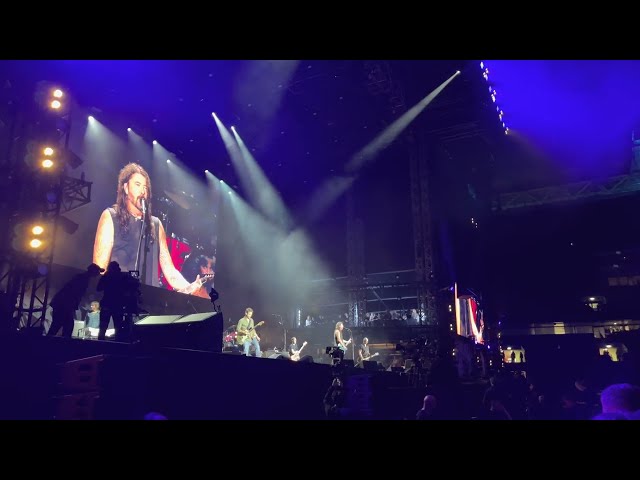 Learn to Fly - Nandi Bushell & Foo Fighters (Taylor Hawkins Tribute, London) (4K HDR)