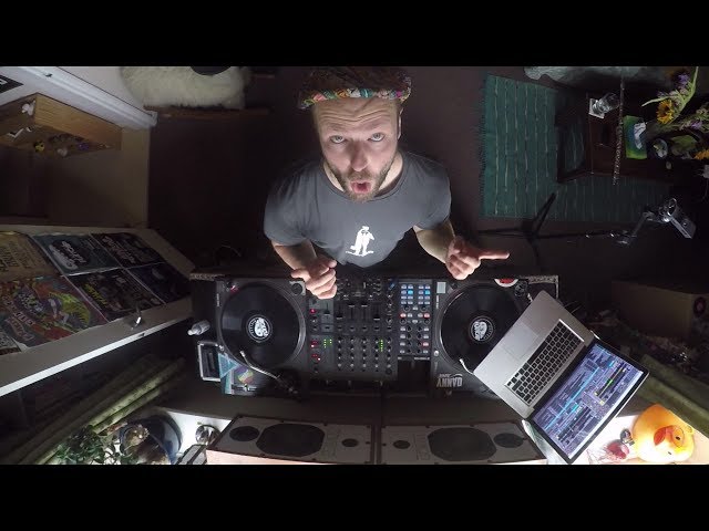 DJ Captain Flatcap - 2019 Promo Mix (DJ & Live Flute)
