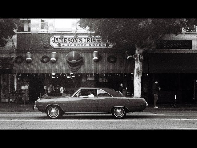 Black & White Street Photography in LA [Kodak Tri-X 400]