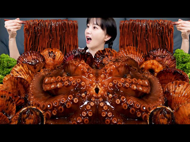 [Mukbang ASMR] Octopus Seafood Jjajangmyeon & BTS JungKook's Kukuku Korean Chicken Recipe Ssoyoung