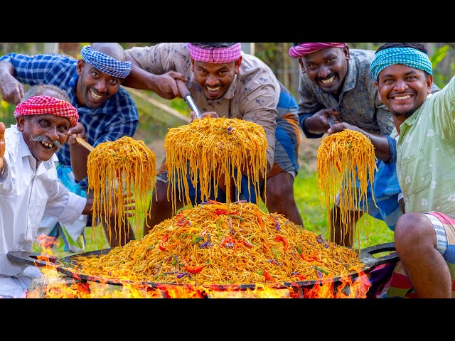 CHICKEN NOODLES | Chinese Hakka Chicken Noodles Recipe Cooking in Village | Chinese Street Food