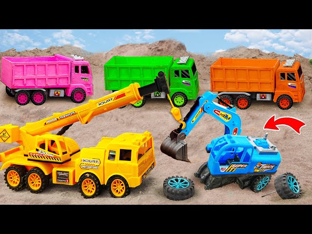 JCB car toy, Crane, Dinosaurs find and assemble Excavator - the importance of helping others in need